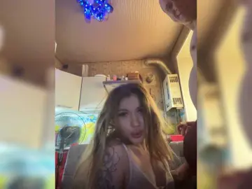 Watch Live Sex Cams with tipi777 - Bongacams