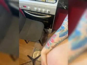 Live Porn with tipi777 - Bongacams