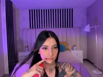 Live Sex Cam with MilaLawrence - Bongacams
