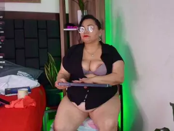 Live Porn with EllenaBoobs - Bongacams