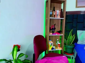 Live Sex with EllenaBoobs - Bongacams