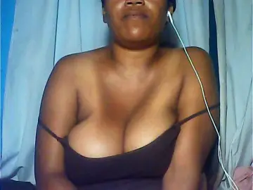 Watch Live Sex Cams with MIRANDAW - Bongacams