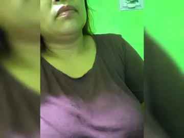 Adult Webcam with Kyrene - Bongacams