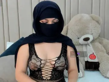 Adult Webcam with izadii - Bongacams