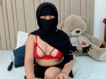 Best live sex cam show with izadii - Bongacams