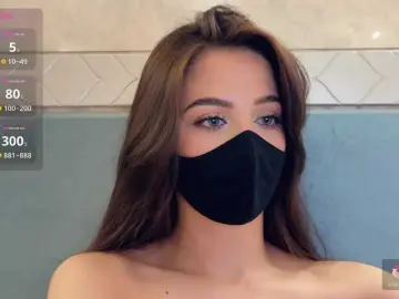 Nude Webcam with KissMec - Bongacams