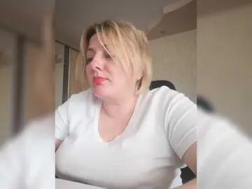 Watch Live Sex Cams with Sexymissex - Bongacams