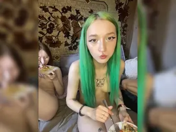 Live Sex Cam with mayadashaaa - Bongacams