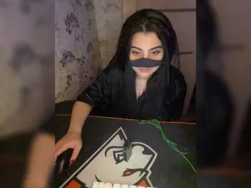 Adult Video Chat with aloeloea - Bongacams