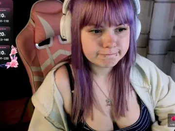 Best Webcam with LovelyKristi - Bongacams