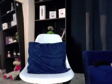 Adult Webcam with Yuliana-Demon - Bongacams