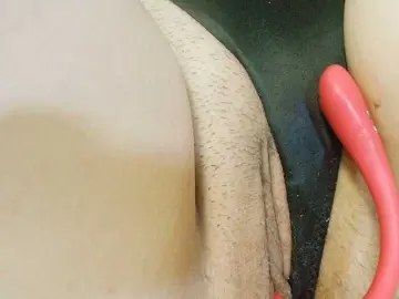 Watch Live Sex Cams with hotmiamix - Bongacams