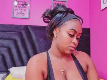 Private Sex Chat with friendsmom - Bongacams