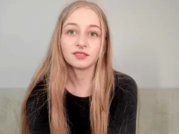 Best live sex cam show with MiaMeowa - Bongacams