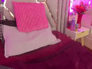 Nude Webcam with kitty-seduce - Bongacams