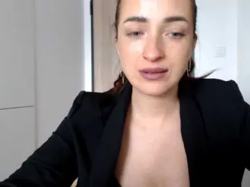Sex Chat with LorennePlay - Bongacams