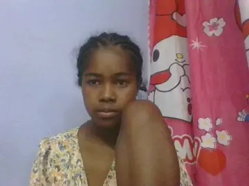 Watch Live Sex Cams with Phaniah1a - Bongacams