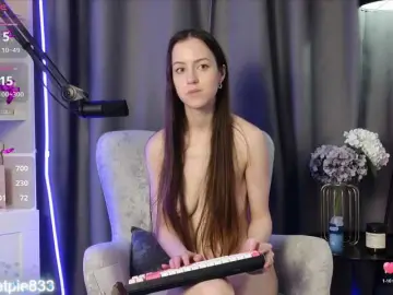 Live Sex with SweetPie - Bongacams