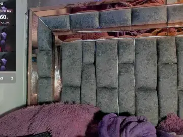 Live Sex Cam with chantallthx - Bongacams