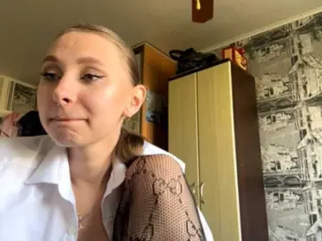 Best live sex cam show with enchanty-shawty - Bongacams