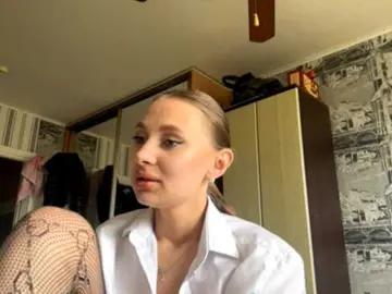 Sex Chat with enchanty-shawty - Bongacams