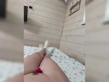 Sex Cam with Angelia22 - Bongacams