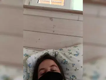 Sex Cam with Angelia22 - Bongacams