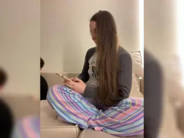 Free Live Porn with Annafirepussy - Bongacams