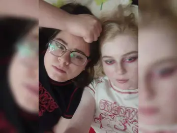 Free Porn Cam with HolyDevilS - Bongacams