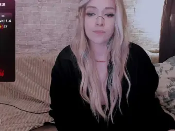 Live Sex Cam with GeraBrown - Bongacams