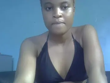 Live Porn with FreakyTrixie - Bongacams