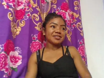 Best live sex cam show with Elyah1a - Bongacams