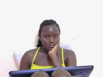 Adult Webcams with Riccara - Bongacams