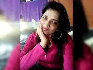 Nude Webcam with FiestyQueen - Bongacams