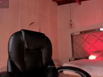 Live Sex with AllyJensen - Bongacams