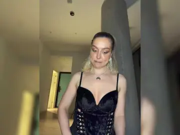 Sex Cam with MistressX555 - Bongacams