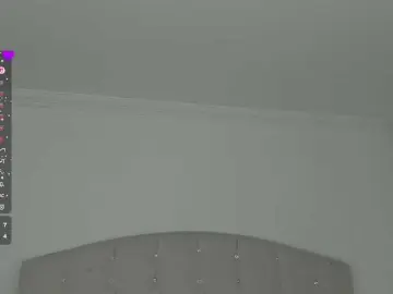 Adult Webcams with KateMessy1 - Bongacams