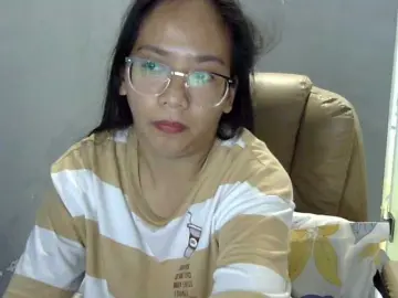 Watch Live Sex Cams with MystiqueMiss - Bongacams