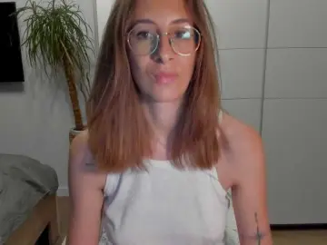 Sex Cam with MaggieSXxx - Bongacams