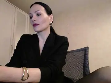 Live Sex with DominatriS - Bongacams