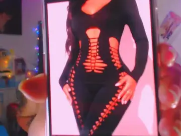 Watch Live Sex Cams with vanesaalatina - Bongacams