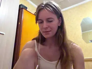 Best Webcam with CharissePopowski - Bongacams