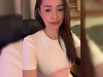 Free Porn Cam with Amy-Lee - Bongacams