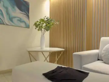 Adult Webcams with charlotte-Cox - Bongacams