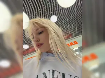 Adult Webcams with EwaBrown - Bongacams