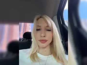 Adult Webcams with EwaBrown - Bongacams