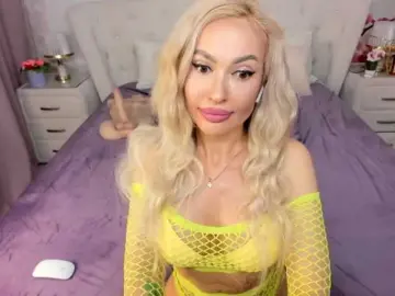 Adult Video Chat with HottieSweetBritney - Bongacams
