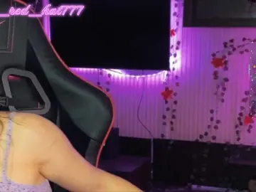 Sex Cam with Supergirl7771 - Bongacams