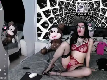 Watch Live Sex Cams with Lilith-Caine - Bongacams