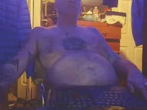 Free Porn Cam with overmydaddbody - Cam4